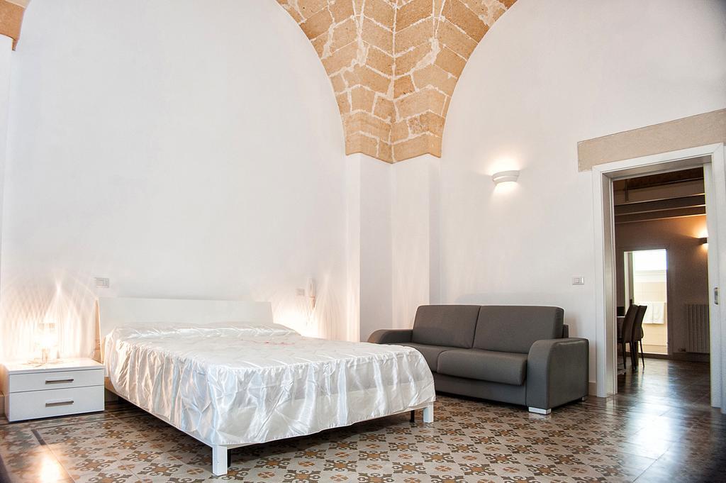 Casa Via Dante Apartment Leverano Bagian luar foto