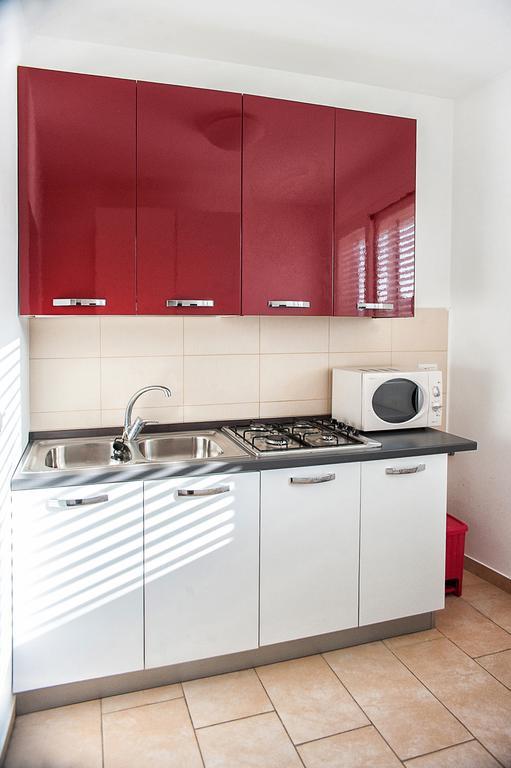 Casa Via Dante Apartment Leverano Bagian luar foto
