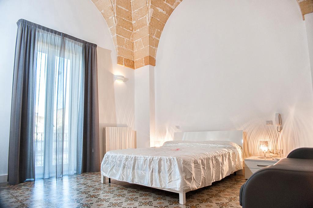 Casa Via Dante Apartment Leverano Bagian luar foto